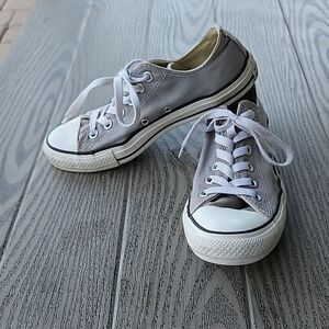 Converse All Stars Retro Classic low rise gray sneakers - women's 8 men's 6